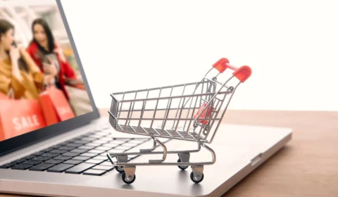 Aprenda a ganhar renda extra criando páginas de vendas para infoprodutos