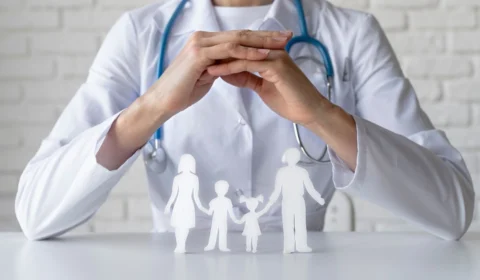 Dia Mundial do Médico de Família: veja frases para enviar e homenagear hoje