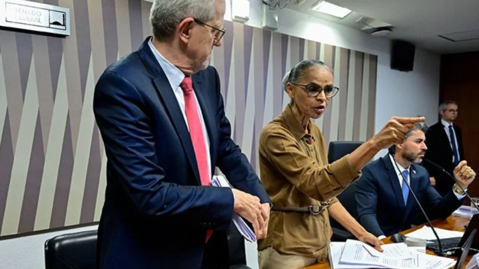 Diálogo sobre a BR-319 no Senado é interrompido com conflito: ‘atrapalhando o desenvolvimento do país’