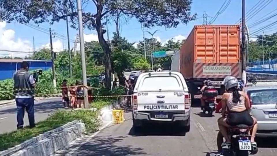 Acidente entre motos deixa um morto e outro ferido na zona Sul de Manaus