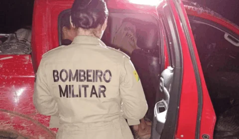 Grávida é resgatada após operação de 14 horas em ramal com atoleiros no interior do Acre