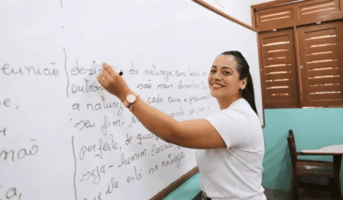 Acre lança processo seletivo com mais de mil vagas para professores; inscrição inicia nesta segunda (3)