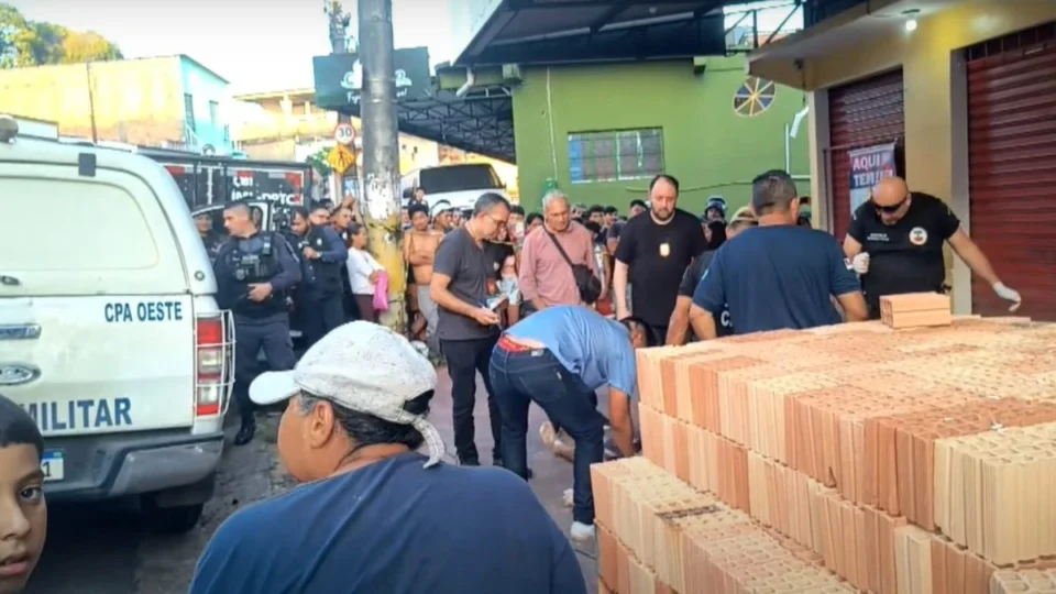 Dois jovens são executados a tiros em uma hora na Compensa, em Manaus