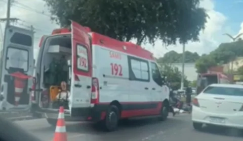 Idoso morre atropelado por moto ao atravessar avenida em Manaus