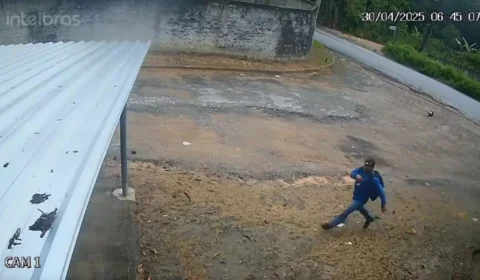 Jovem é morto a facadas em Manaus após se envolver com mulher de traficante; vídeo mostra ataque