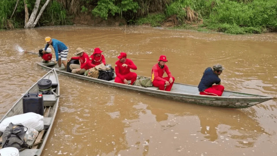 Pai e filho são resgatados após sete dias perdidos em mata do interior do Acre