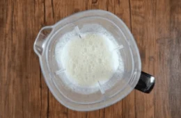 Receita fácil: veja o preparo de torta cremosa com doce de leite e chocolate branco