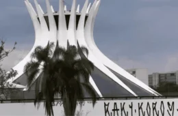 ‘Gangues’ de pichadores atacam monumentos de Brasília; crimes podem render até quatro anos de prisão