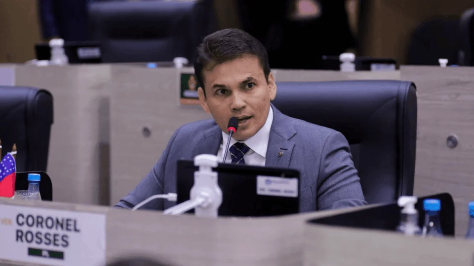 ‘Tentaram me calar’: vereador de Manaus aponta perseguição política por críticas ao governo Wilson Lima