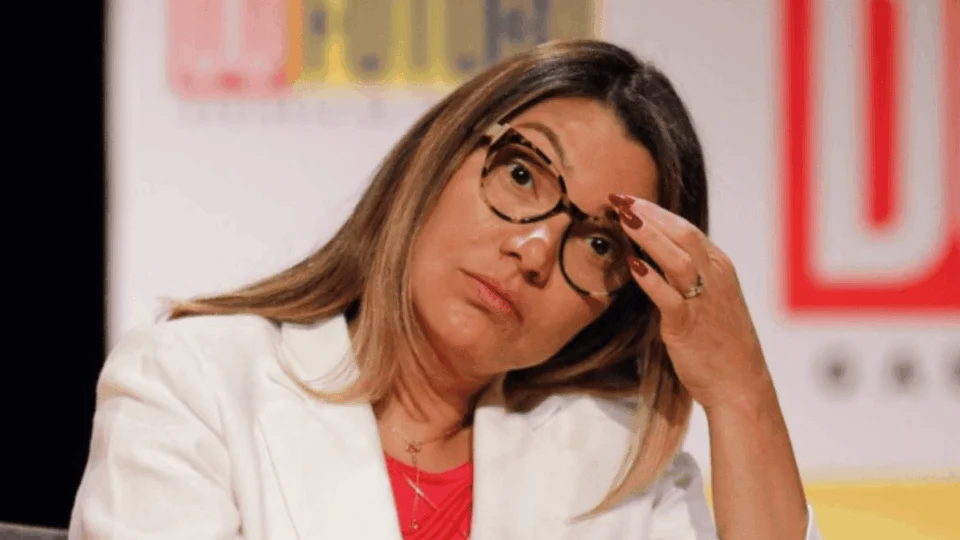 Pesquisa revela desaprovação à atuação de Janja no governo; veja números
