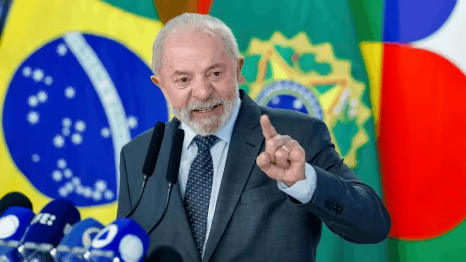 Lula critica duração de eventos do governo: ‘não é possível um ato durar três horas’