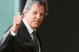 Em meio à crise do IOF, Haddad entra de férias por uma semana