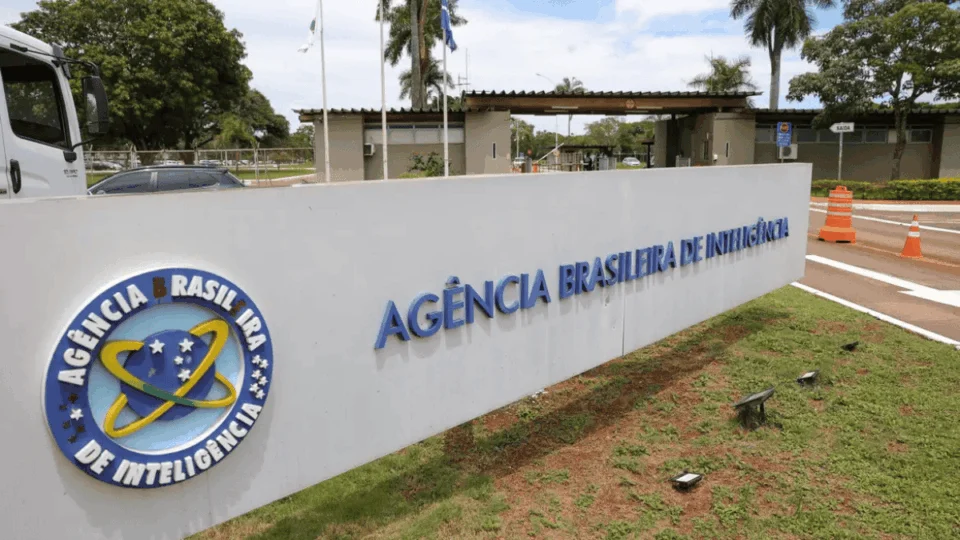 Saiba quem a Abin espionou ilegalmente: ministros do STF, políticos e jornalistas