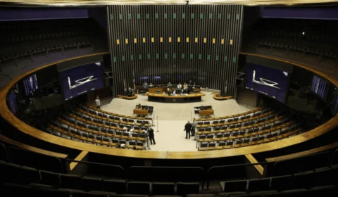 Congresso esvaziado: São João e pautas pré-recesso ditam ritmo no Legislativo