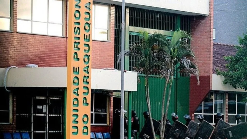 Briga entre facções termina com detento espancado até a morte em presídio de Manaus