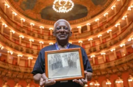 Nonatinho, servidor mais antigo do Teatro Amazonas, morre aos 89 anos