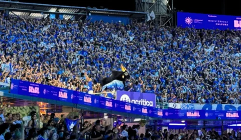 Festival de Parintins: Caprichoso celebra a ‘retomada pela tradição’ na segunda noite