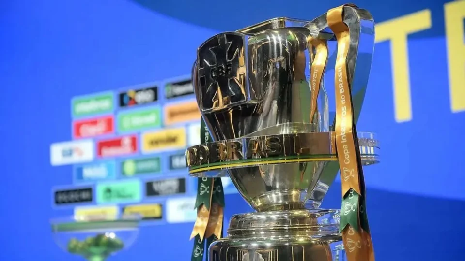 Copa do Brasil 2025: CBF define confrontos das oitavas com clássicos e reedição de final