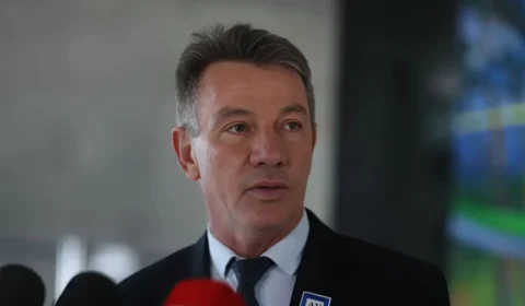 TSE retoma julgamento que pode cassar mandato do governador de Roraima