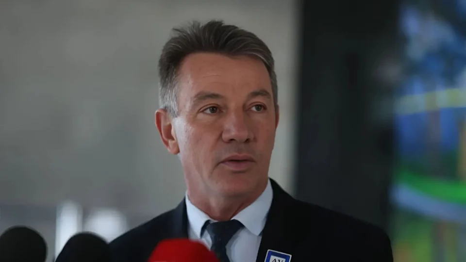 TSE retoma julgamento que pode cassar mandato do governador de Roraima