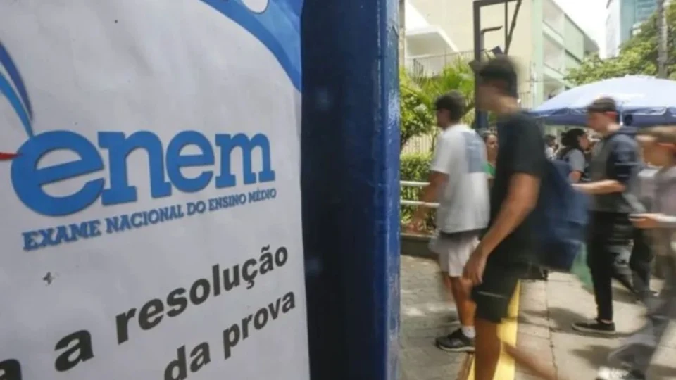 Enem 2025: Inep divulga locais e datas das provas; saiba como consultar
