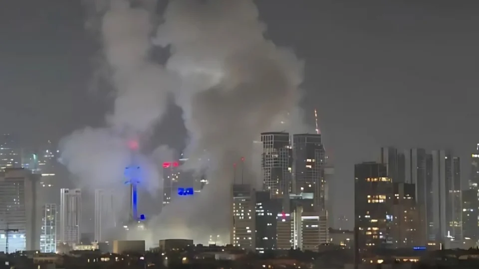 Guerra entre Irã e Israel: mísseis atingem Tel Aviv e Jerusalém; ataques deixam feridos