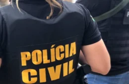 Policiais militares e civis suspeitos de formar milícia são alvos de operação em Manaus