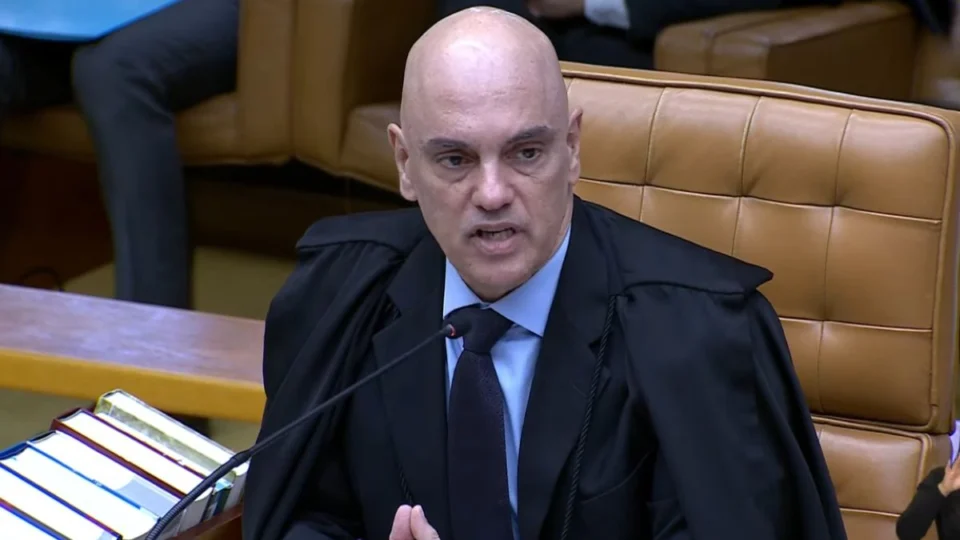 Moraes defende punição a redes sociais por discurso de ódio e fake news