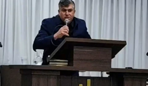 VÍDEO: Pastor morre durante pregação transmitida ao vivo em igreja