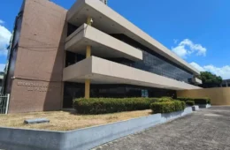 Servidora pública é condenada por causar prejuízo de R$ 2,4 milhões ao dar baixa em IPVAs sem pagamento em Roraima