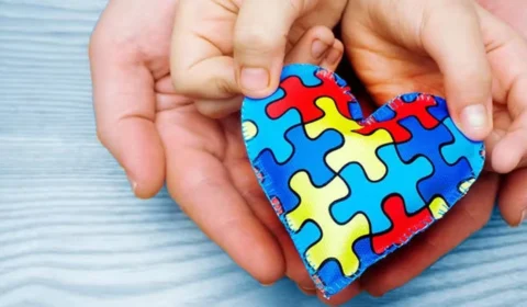 Por que o quebra-cabeça é o símbolo do autismo?