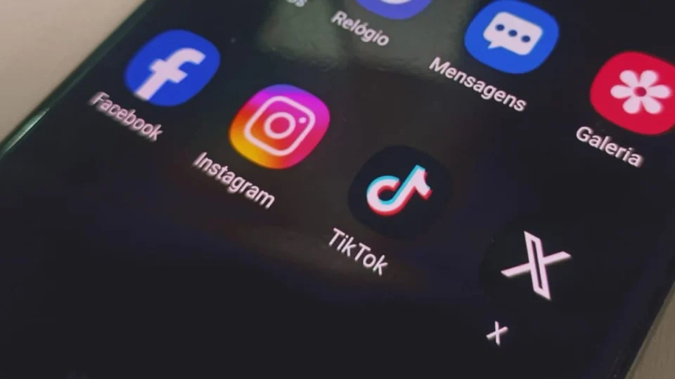 STF decide que redes sociais podem ser responsabilizadas por postagens ilegais de usuários