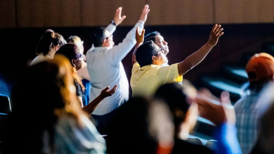 Vilhena tem mais evangélicos que católicos pela 1ª vez; entenda cenário religioso da cidade