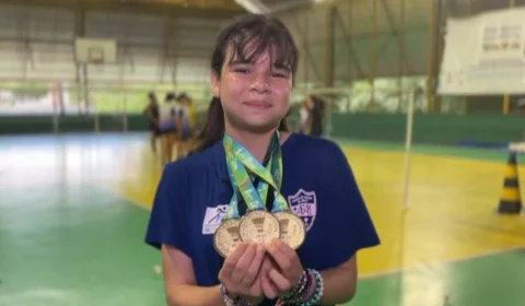 Amazonense de 11 anos se destaca no badminton e conquista três ouros na Copa Norte