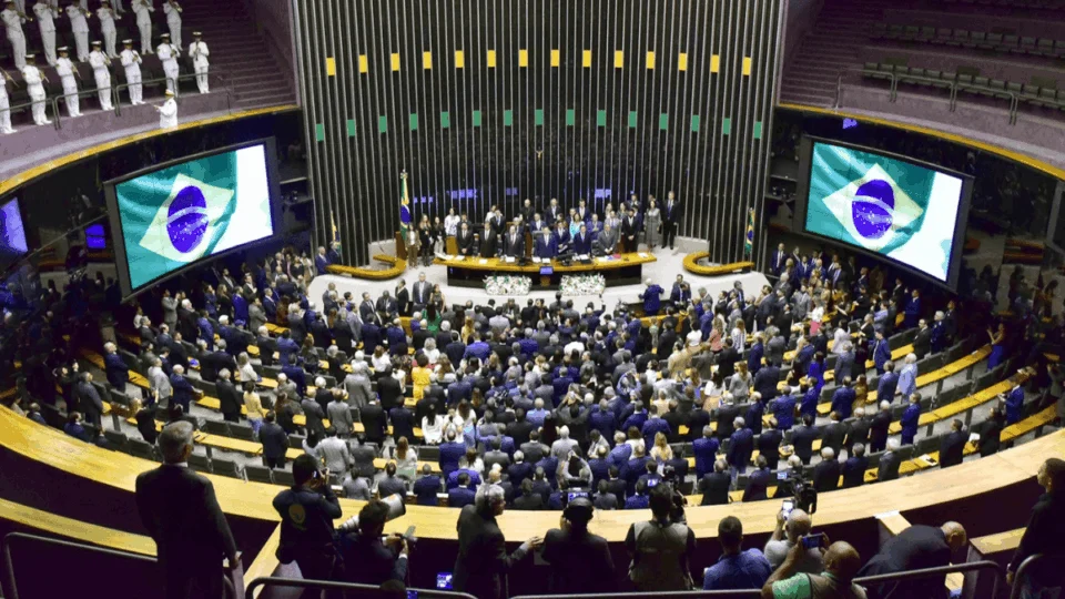 20 anos sem reforma: pressão por mudanças no Judiciário cresce na Câmara