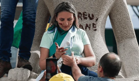 Moraes autoriza assistência religiosa a mulher que pichou ‘perdeu, mané’