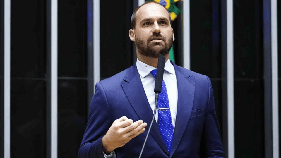 ‘Trabalho para que não encontrem diálogo’, diz Eduardo Bolsonaro sobre missão de senadores nos EUA