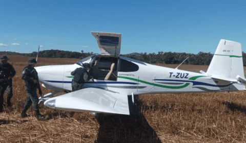 Polícia encontra aeronave roubada no Maranhão em uma lavoura de Natividade (TO); veja