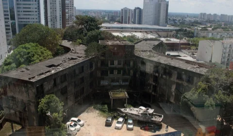 Hotel Ouro Verde: prédio abandonado na década de 70 resiste ao tempo em Manaus