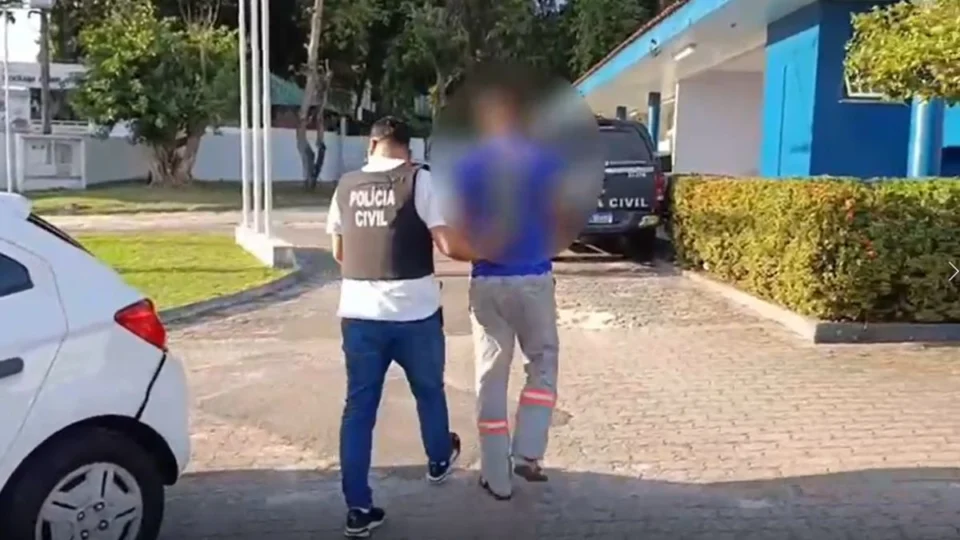 Homem é preso por abusar sexualmente de enteada de 11 anos e vizinha de 10 em Manaus