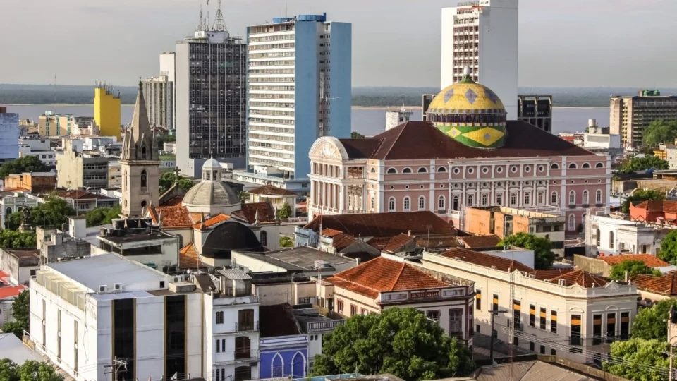Manaus é a 3ª melhor capital do Norte em progresso social e ambiental, aponta estudo