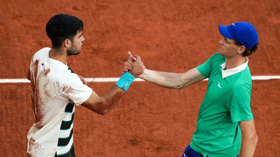 Sinner x Alcaraz: onde assistir e horário da final de Wimbledon 2025