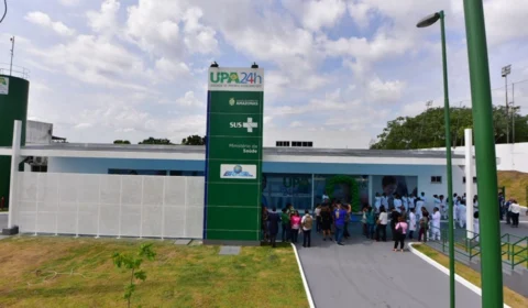 Moradores denunciam falta de remédios e demora na UPA José Rodrigues, em Manaus