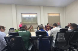 AC:Sindicatos cobram reajustes e presença do governador