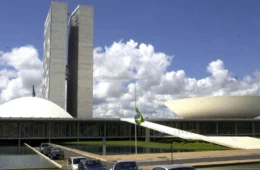 Pesquisa aponta que 51% dos brasileiros desaprovam a atuação do Congresso Nacional