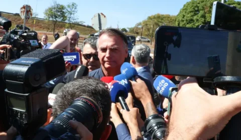 STF mantém tornozeleira eletrônica e restrições a Bolsonaro por risco de fuga e obstrução da Justiça