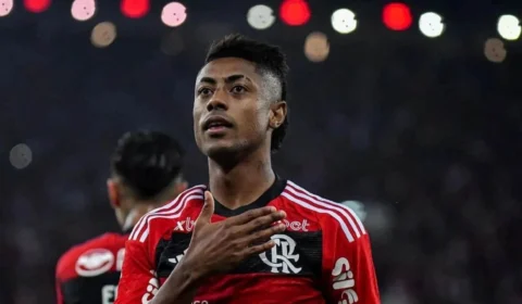 Bruno Henrique segue réu por fraude esportiva; estelionato é rejeitado pela Justiça