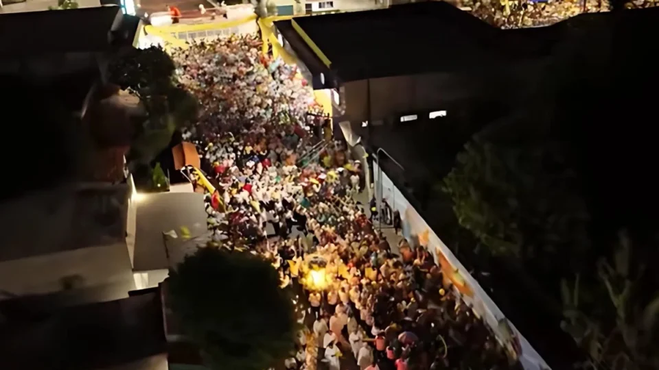 Círio de Nossa Senhora do Carmo leva multidão às ruas de Parintins