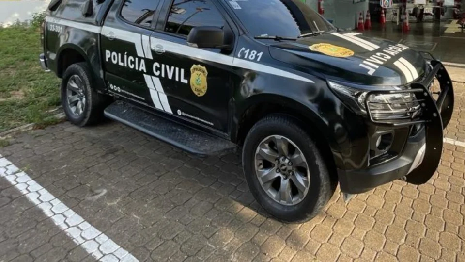 Homem é baleado enquanto dirigia em avenida de Manaus; entenda o caso