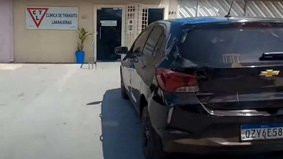 Homem é morto em tiroteio em clínica de trânsito no Parque das Laranjeiras, em Manaus